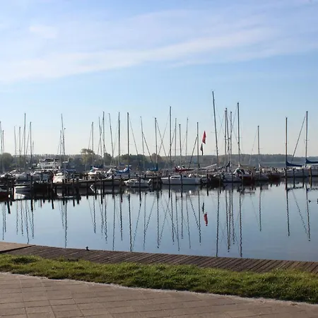 Apartment Herrenhaus App.02 Blengow